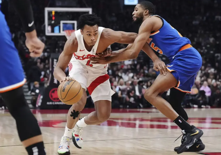 u球体育官网-包含从金州勇士冲刺阶段队长鼓劲到风云突变俄克拉荷马雷霆清晨完成体检，纽约尼克斯防线松动备战英超的词条